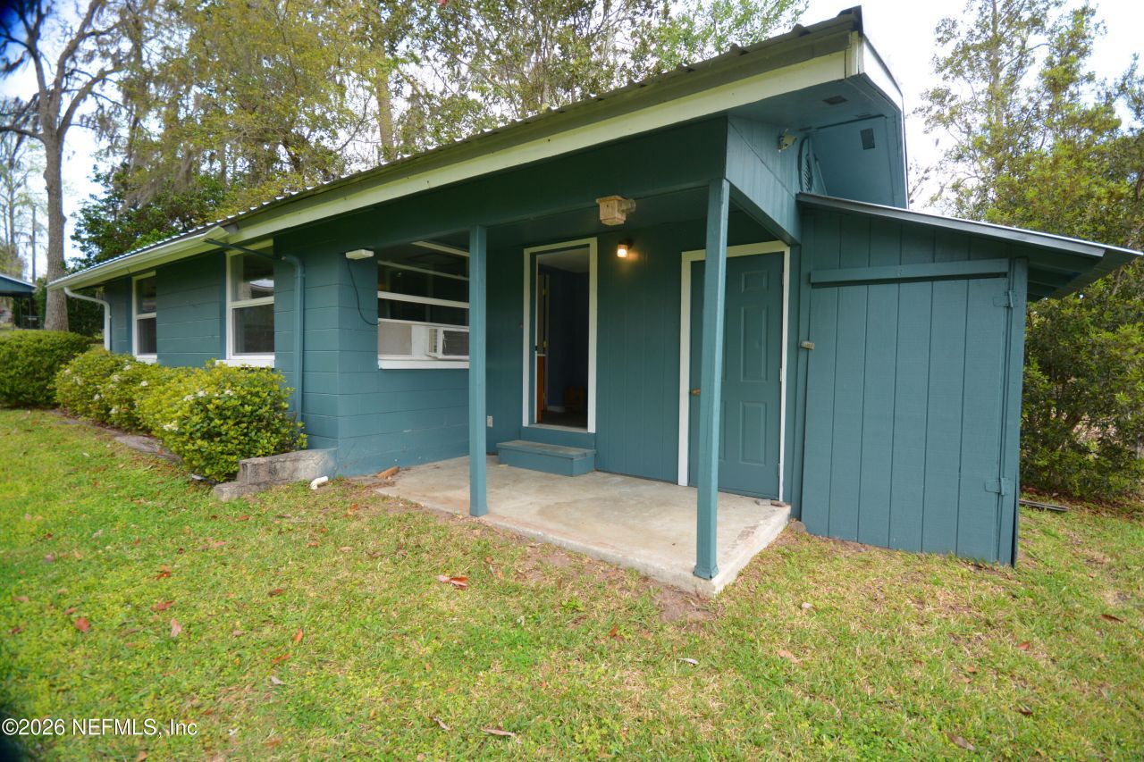 176 Lake Drive, Florahome, FL 32140 Photo