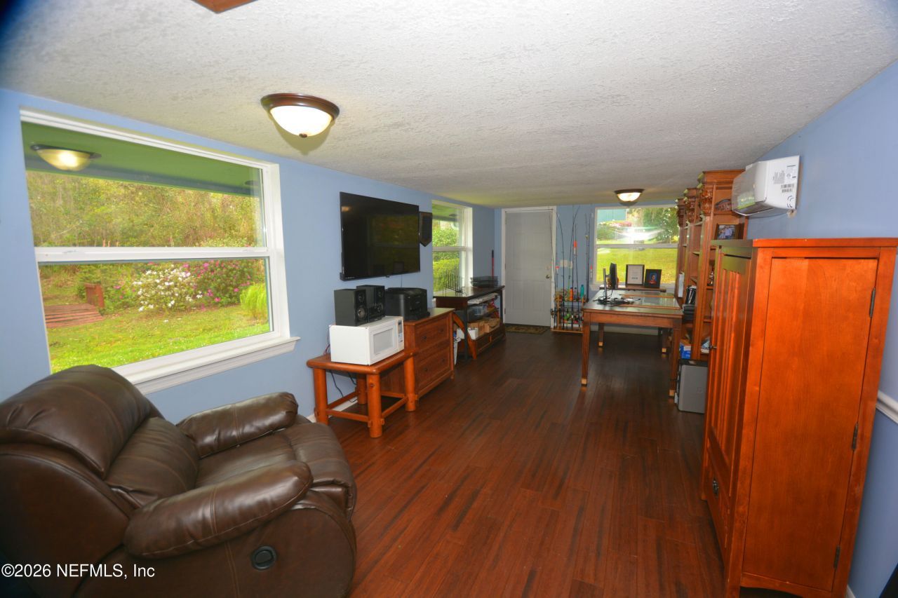 176 Lake Drive, Florahome, FL 32140 Photo