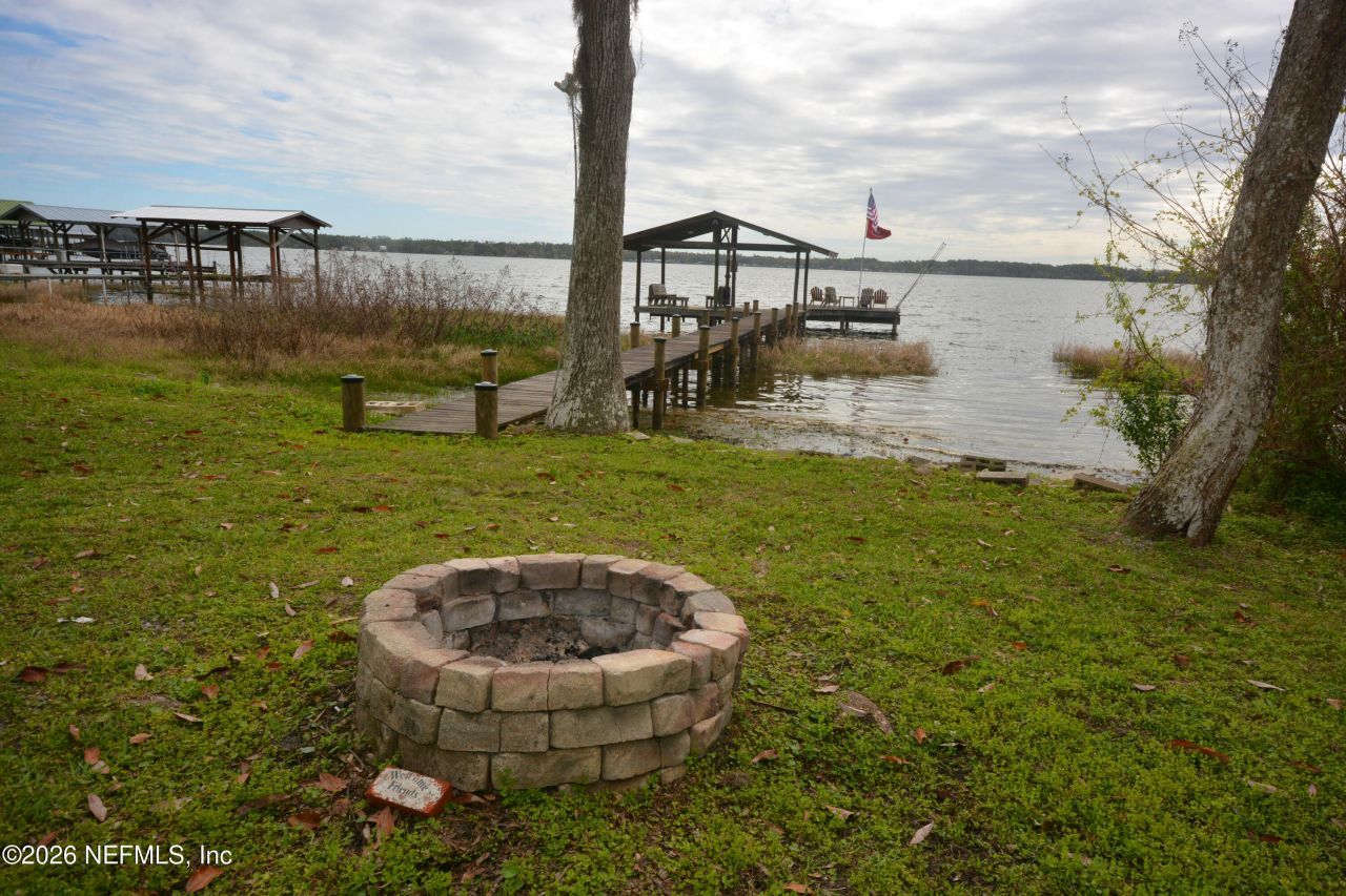 176 Lake Drive, Florahome, FL 32140 Photo