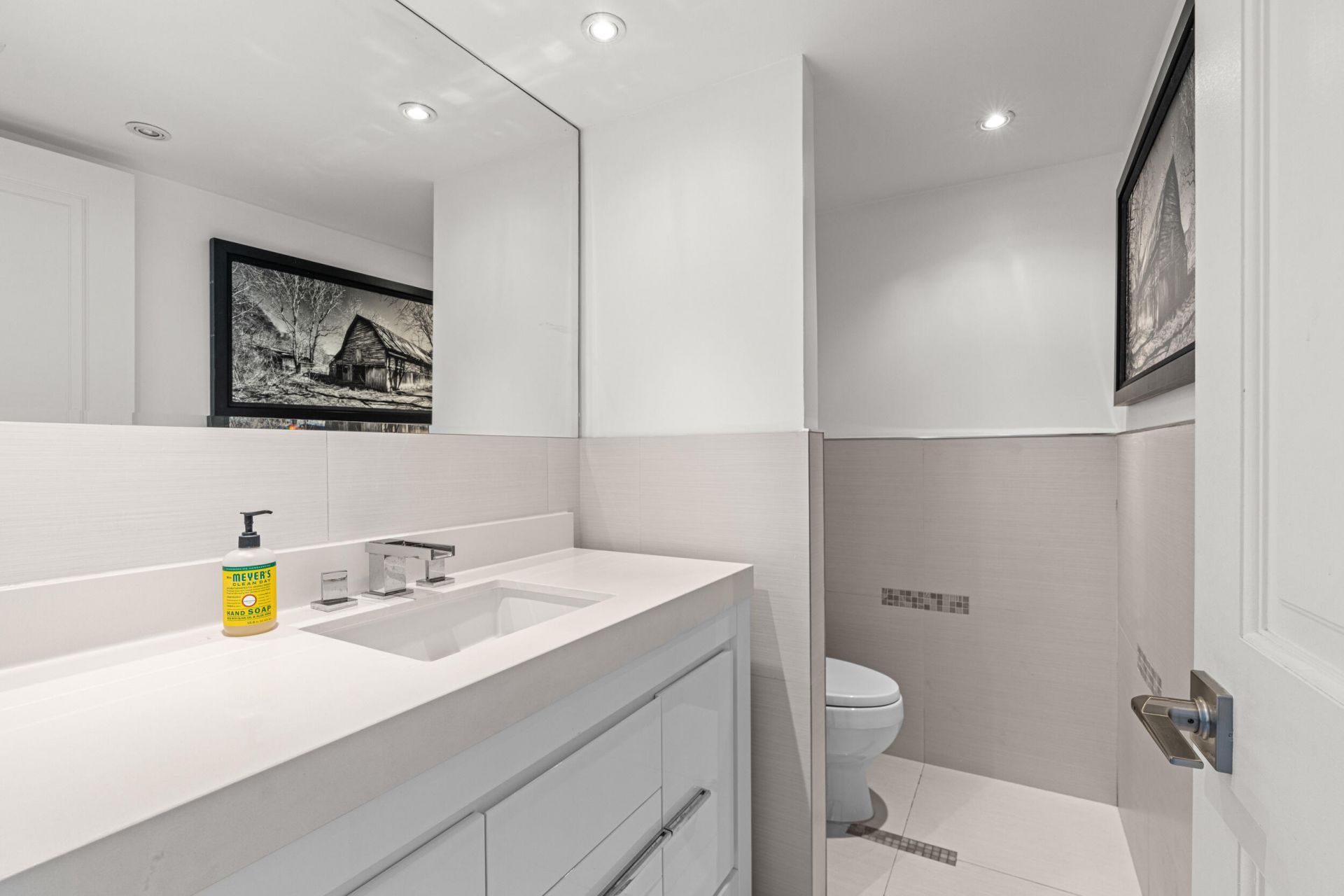 520 Brickell Key Drive, Unit A200, Miami, FL 33131 Photo