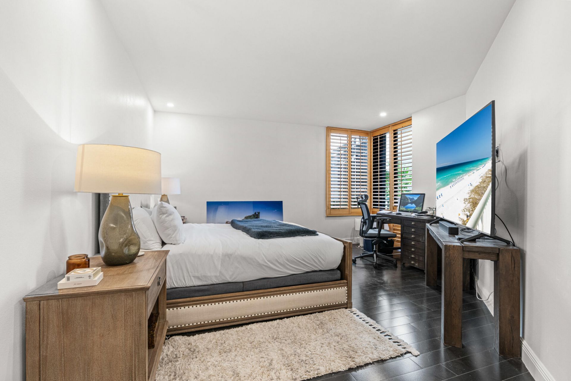 520 Brickell Key Drive, Unit A200, Miami, FL 33131 Photo