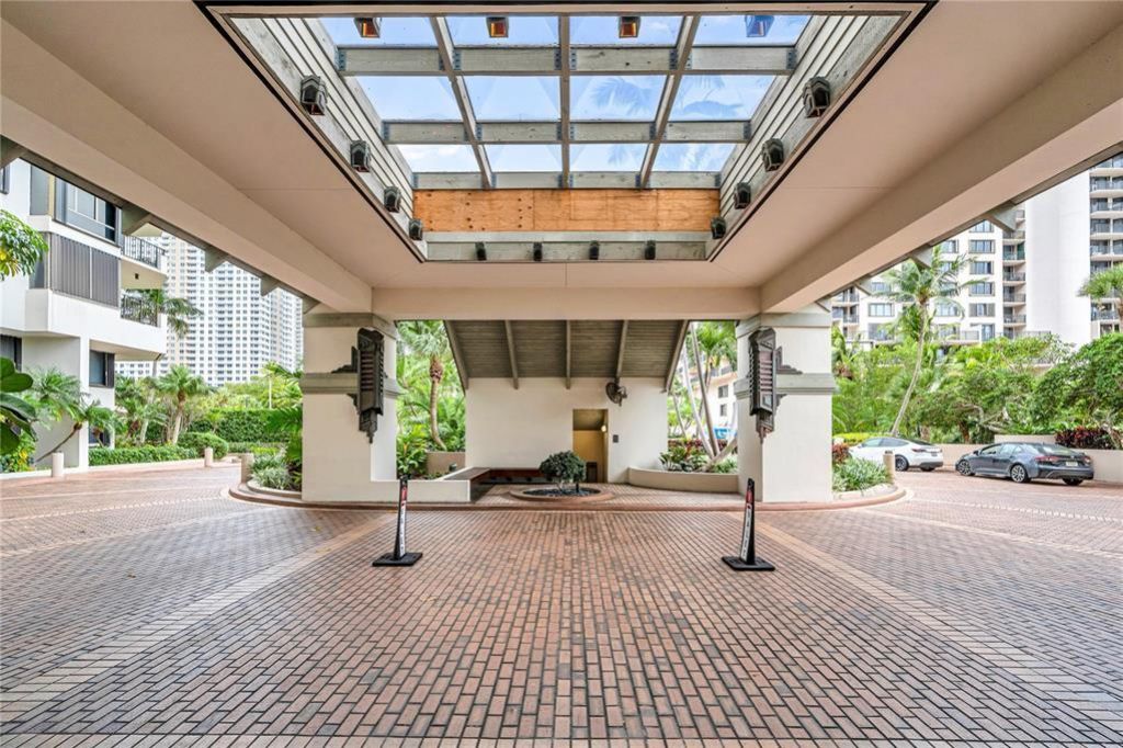 520 Brickell Key Drive, Unit A200, Miami, FL 33131 Photo