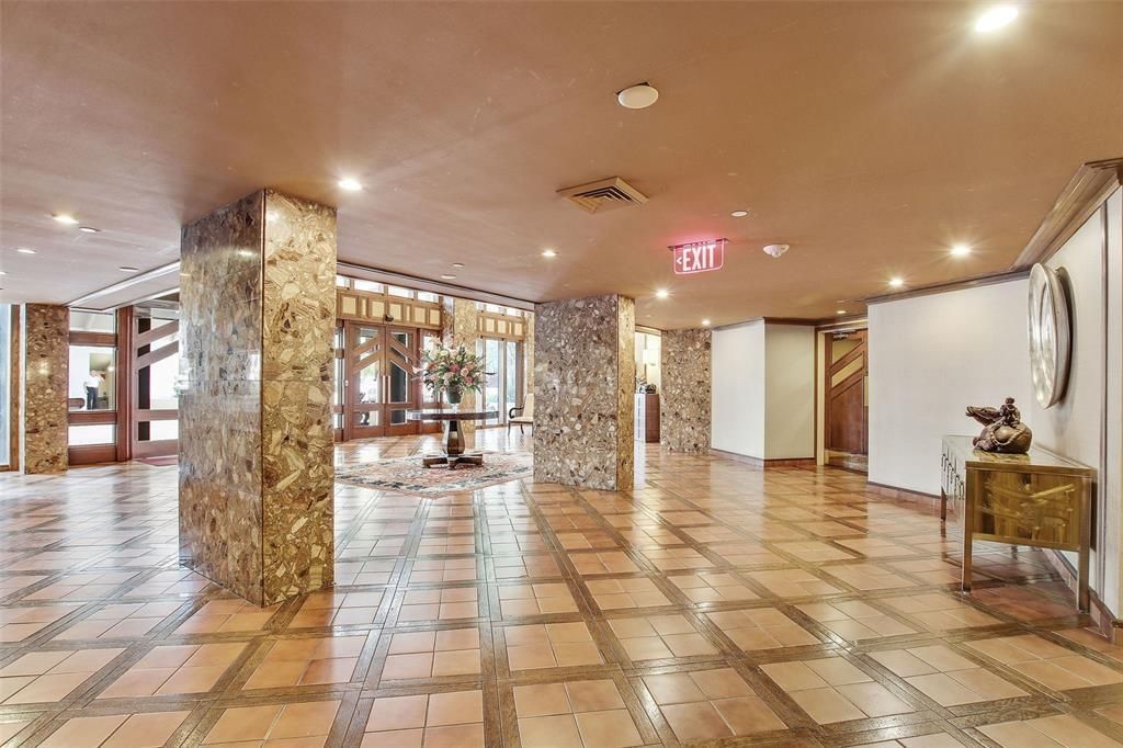 520 Brickell Key Drive, Unit A200, Miami, FL 33131 Photo