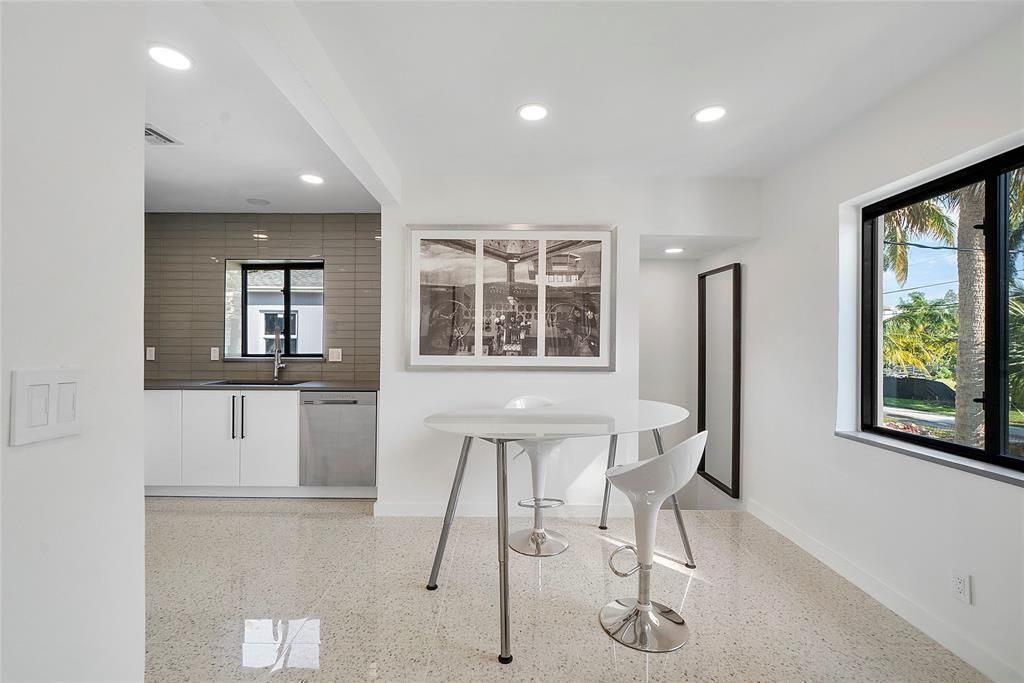 450 N Victoria Park Road, Fort Lauderdale, FL 33301 Photo