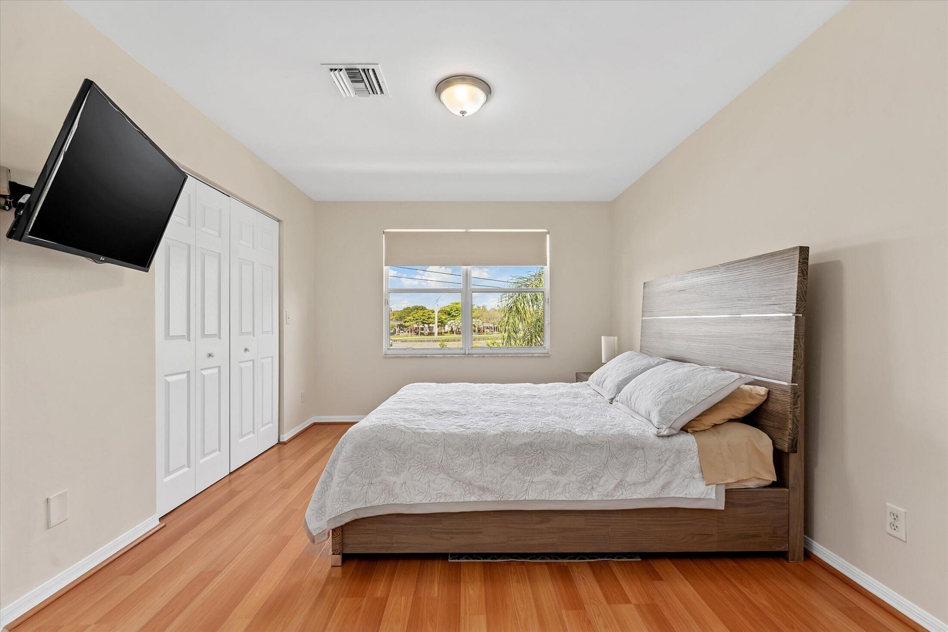 238 SW 122nd Terrace, Pembroke Pines, FL 33025 Photo