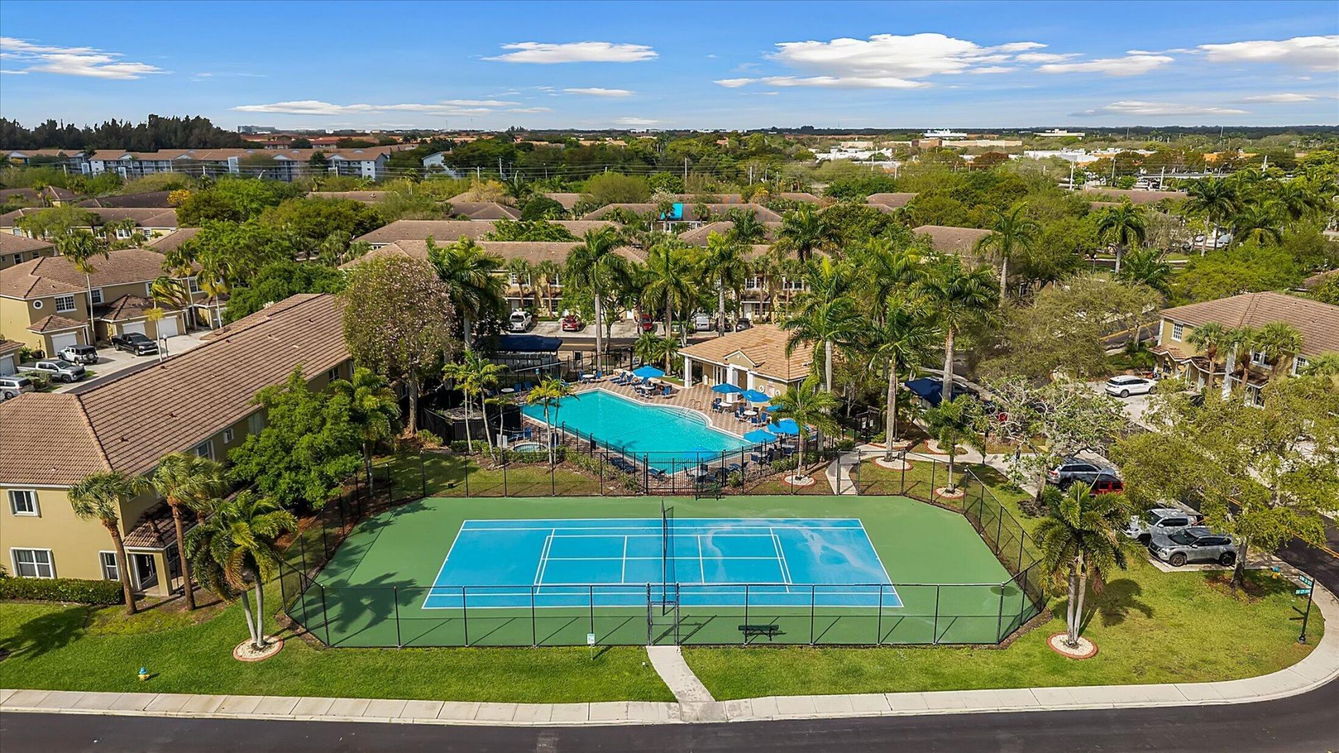 238 SW 122nd Terrace, Pembroke Pines, FL 33025 Photo