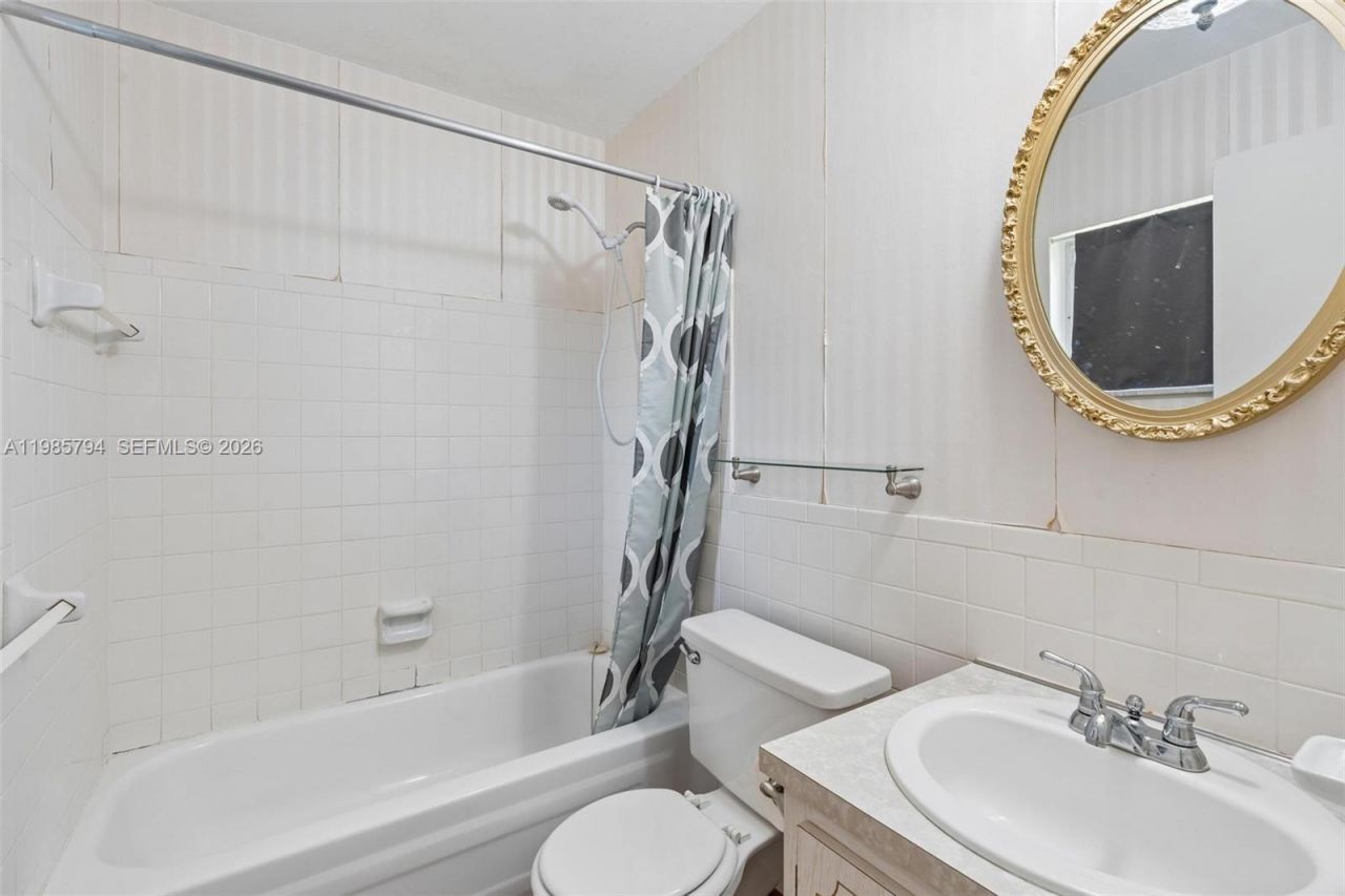 9306 NW 80th St , Tamarac, FL 33321 Photo