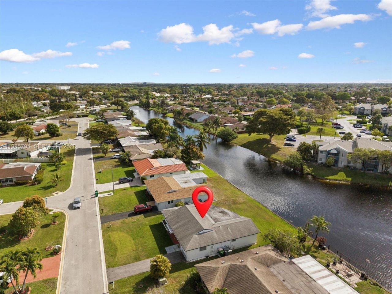 9306 NW 80th St, Tamarac, FL 33321 Photo