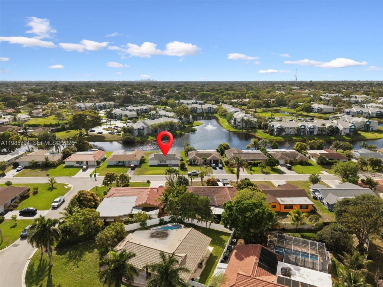 9306 NW 80th St, Tamarac, FL 33321 Photo