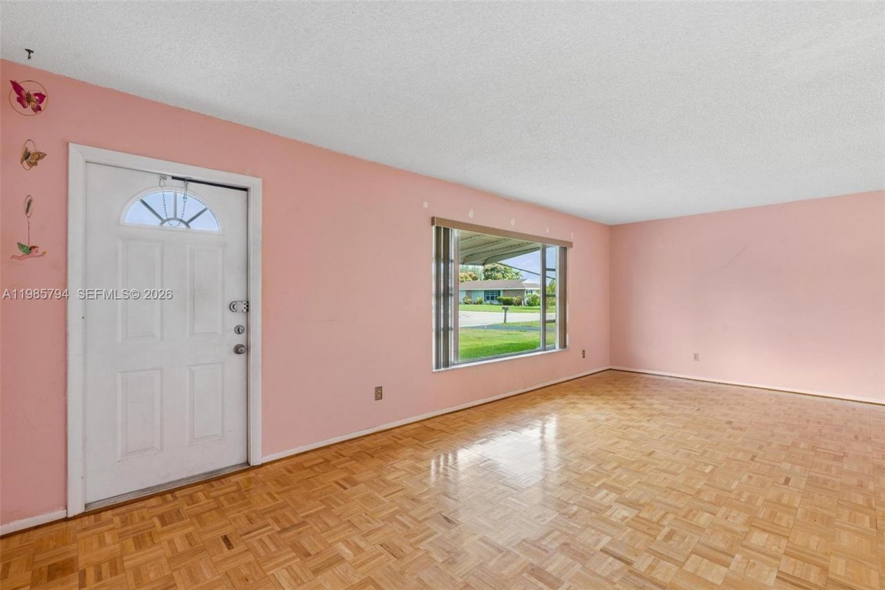 9306 NW 80th St , Tamarac, FL 33321 Photo