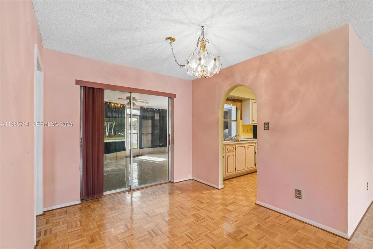 9306 NW 80th St , Tamarac, FL 33321 Photo