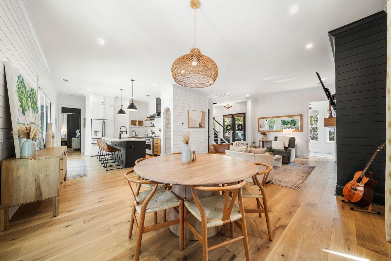 736 Atlantic Street Photo 14