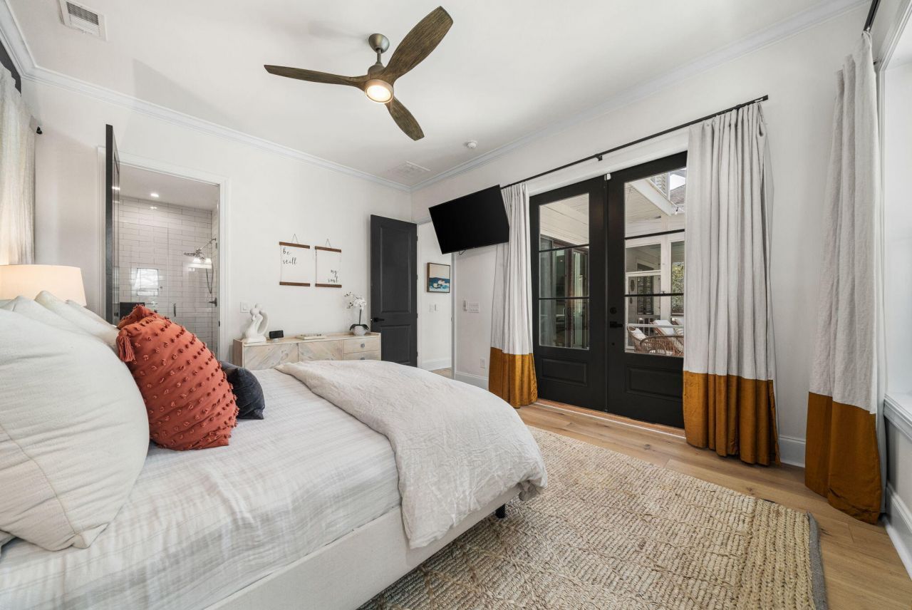 736 Atlantic Street Photo 25