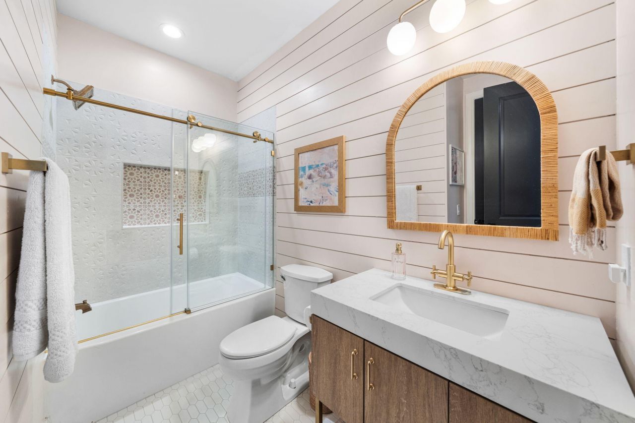 736 Atlantic Street Photo 47