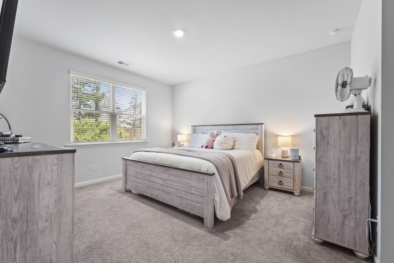 149 Lagoona Drive Photo 17