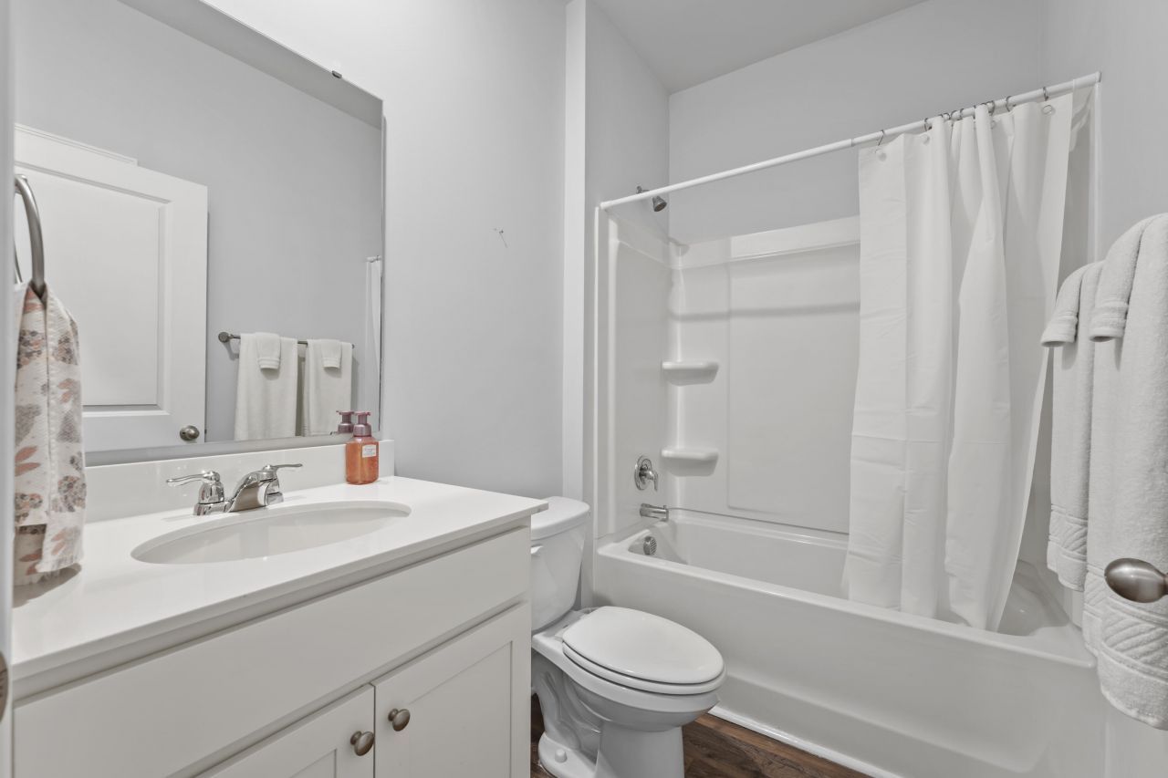 149 Lagoona Drive Photo 6