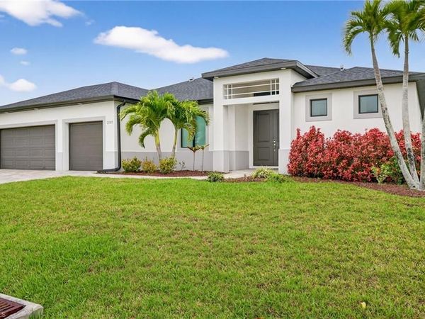 2103 SW 49th TER, CAPE CORAL, FL 33914