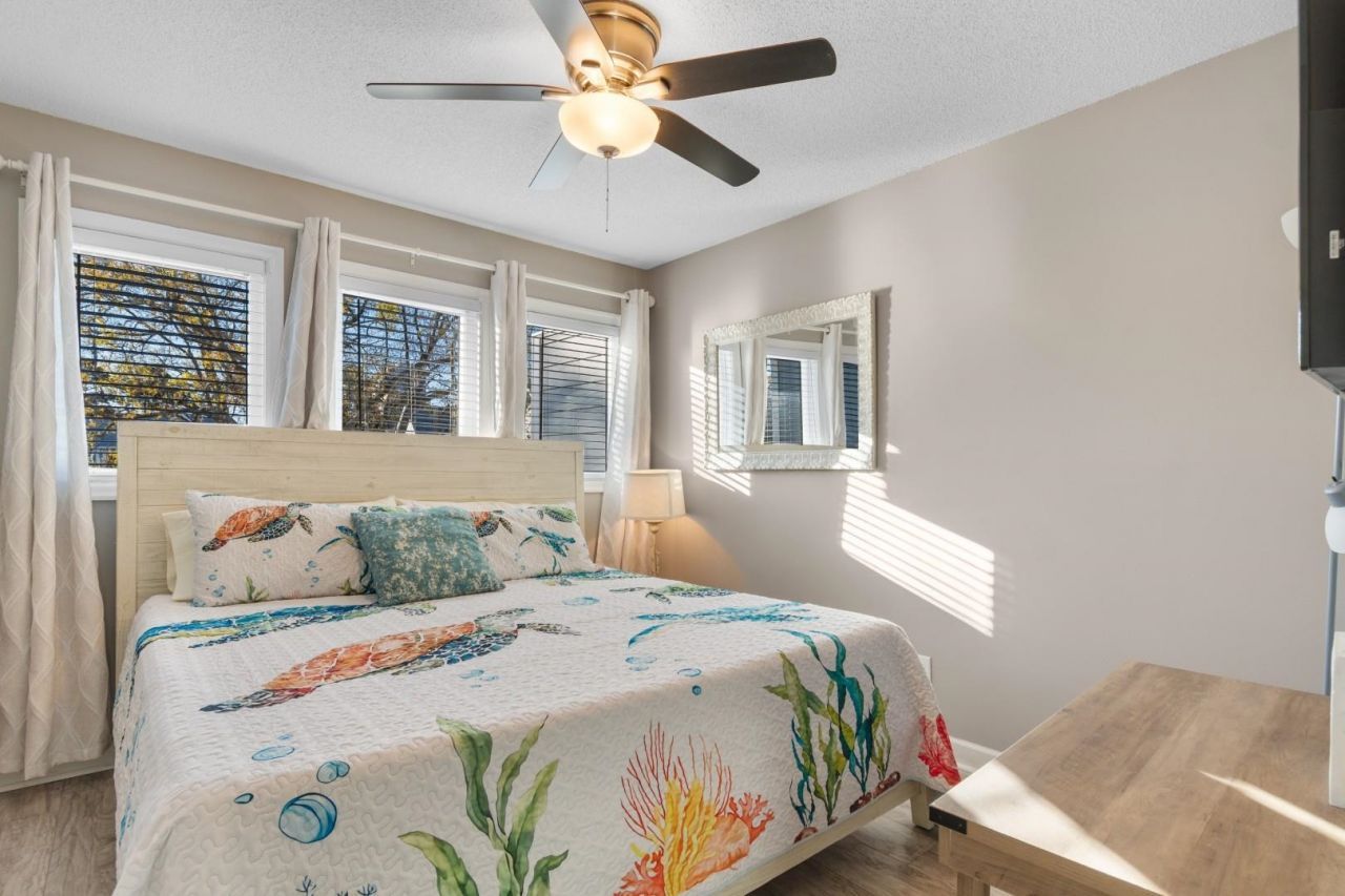 5905 South Kings Hwy.  Photo 16