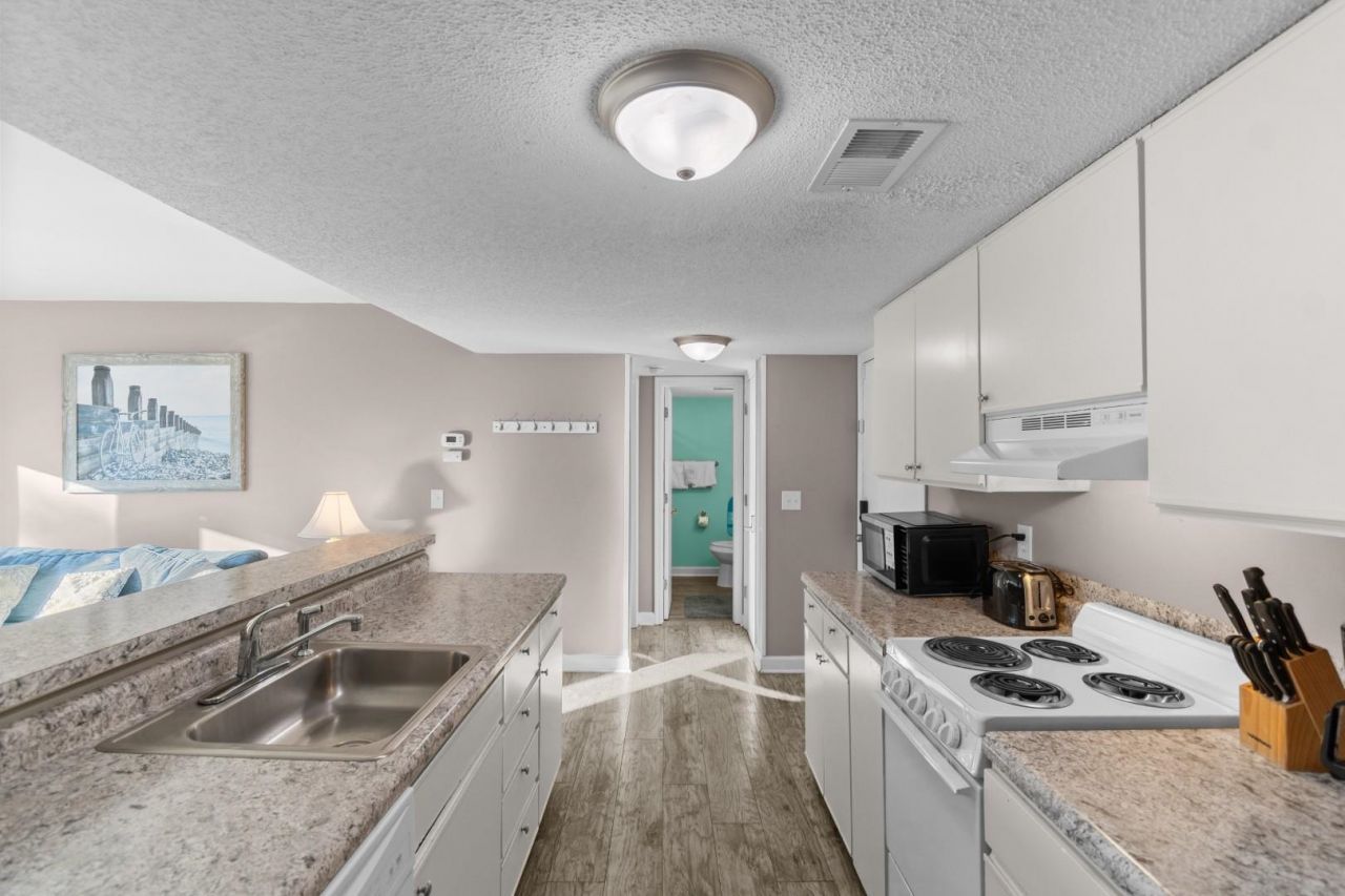 5905 South Kings Hwy.  Photo 4