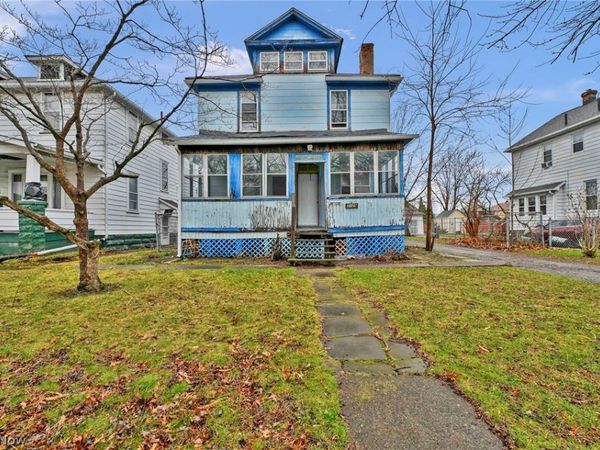 2129 E 30th Street , Lorain, OH 44055
