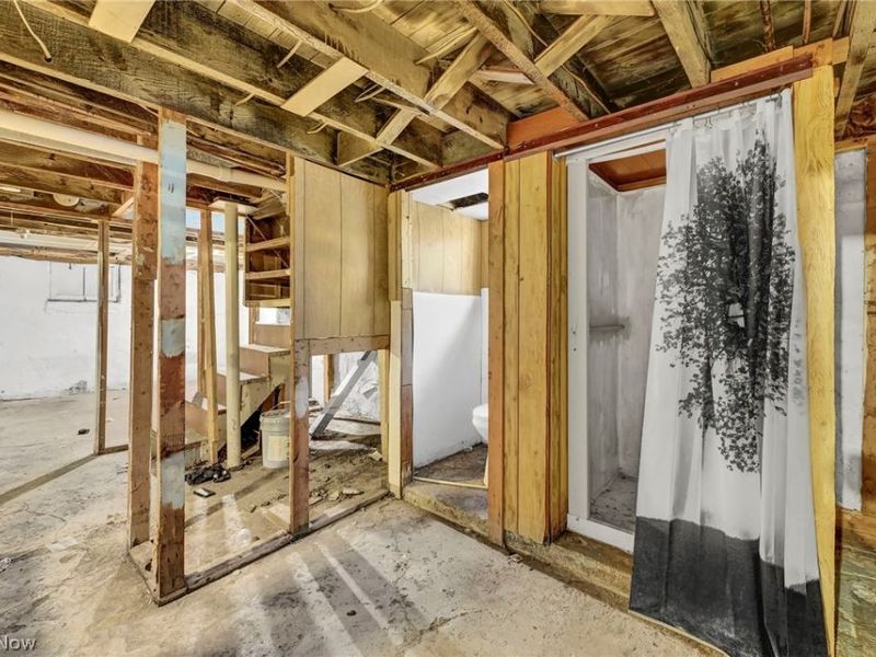 2129 E 30th Street , Lorain, OH 44055 Photo 24