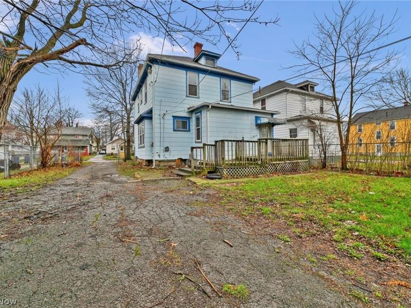 2129 E 30th Street , Lorain, OH 44055 Photo 26