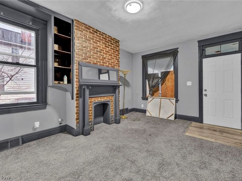 2129 E 30th Street , Lorain, OH 44055 Photo 9