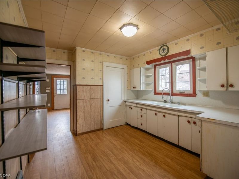 33 S Lincoln Avenue , Alliance, OH 44601 Photo 10