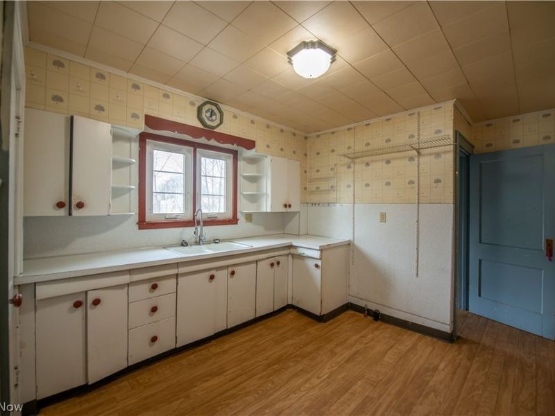 33 S Lincoln Avenue , Alliance, OH 44601 Photo 11