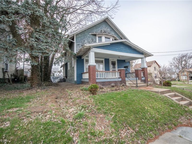 33 S Lincoln Avenue , Alliance, OH 44601 Photo 2