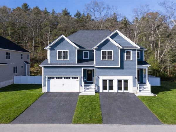 35 Thomas Mann Circle, Unit 22, Norfolk, MA 02056