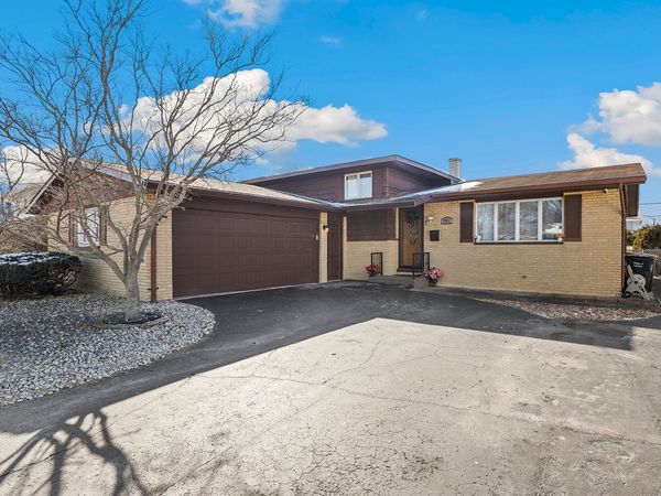 2951 193rd Street , Lansing, IL 60438