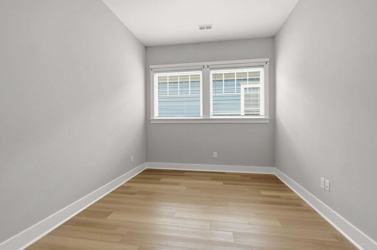 553 Sound Drive Photo 14