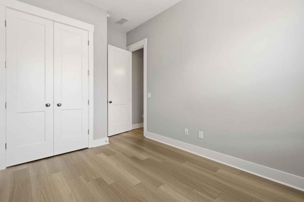 553 Sound Drive Photo 17