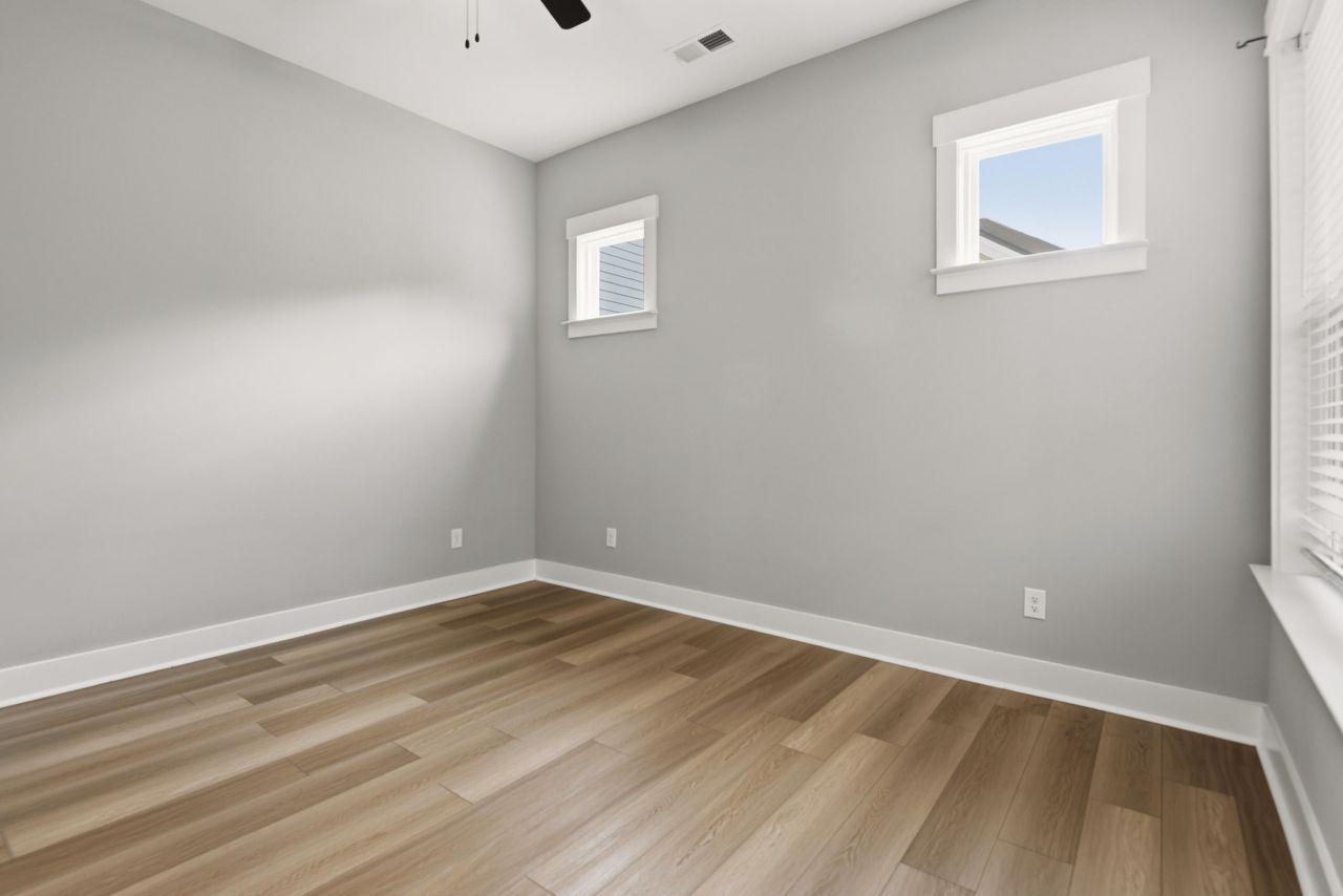 553 Sound Drive Photo 22