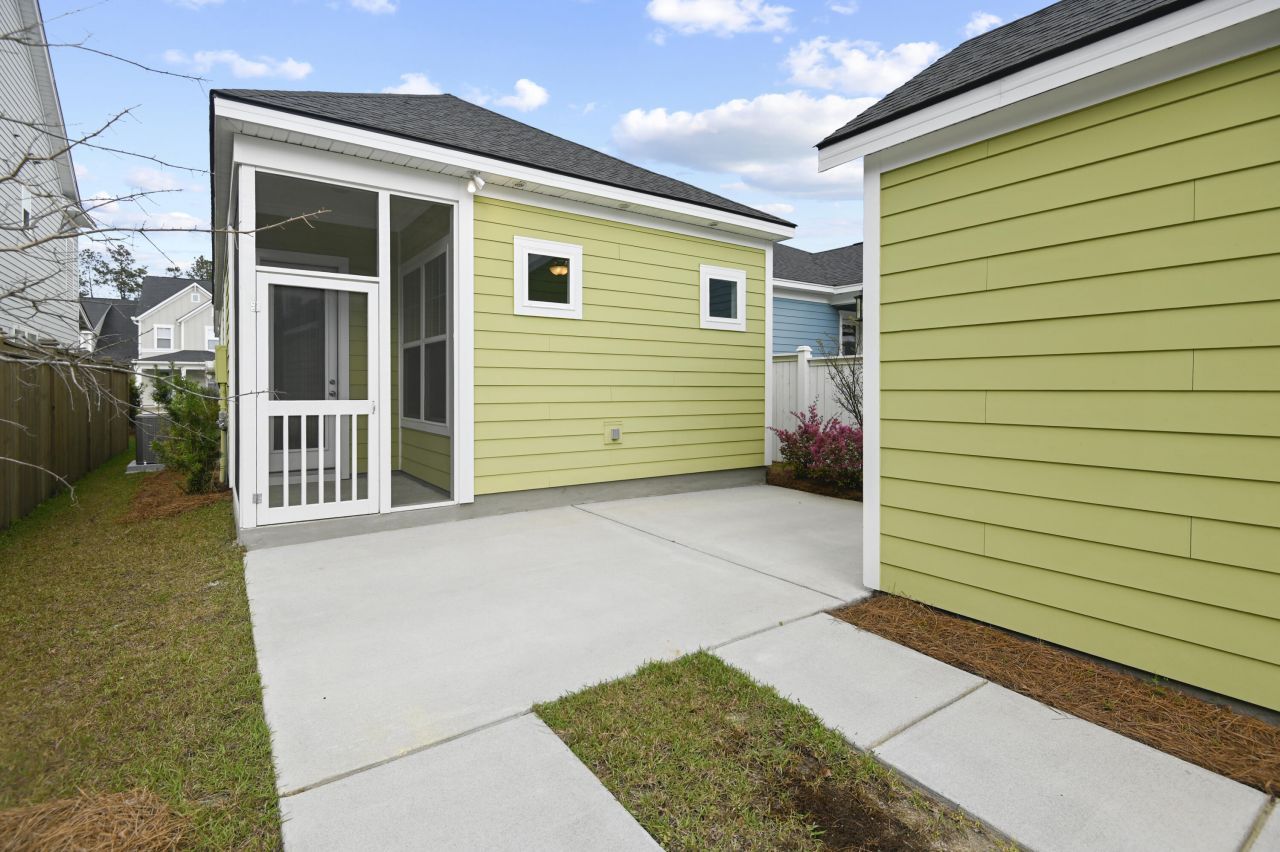 553 Sound Drive Photo 27