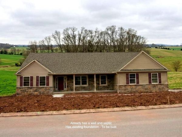 5086 LAKEWOOD LANE, STEWARTSTOWN, PA 17363