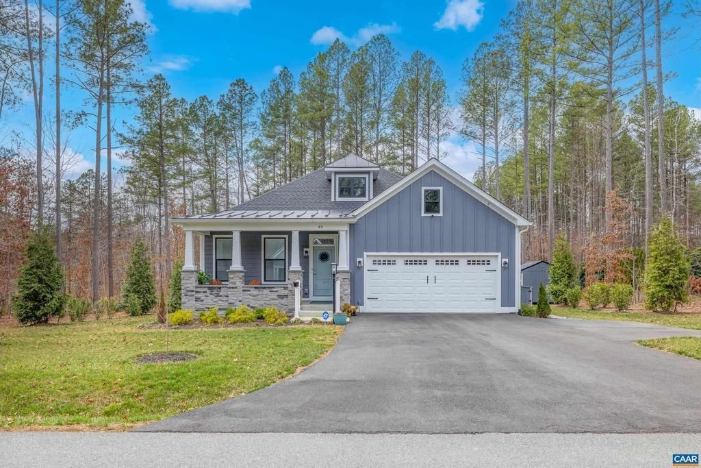 49 Pine Shadow Ct, Troy, VA 22974 Main Photo