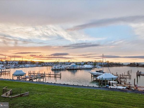 23 F QUEEN VICTORIA WAY, CHESTER, MD 21619