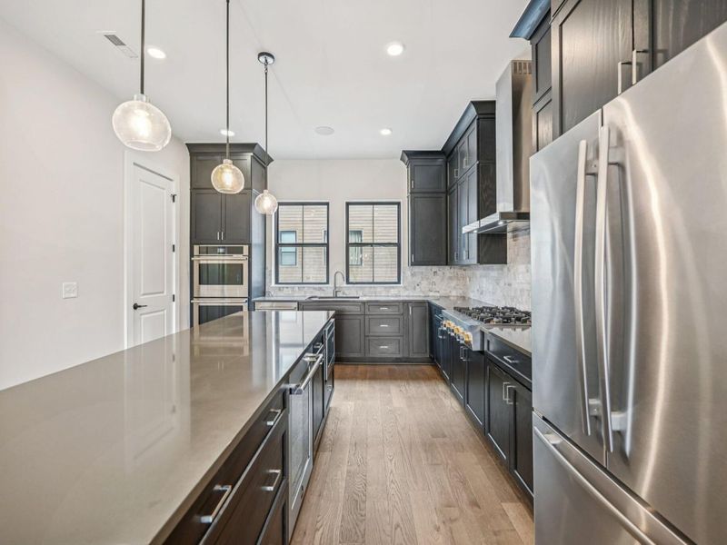 2290 Quarry Trails Drive, Columbus, OH 43228 Photo 10