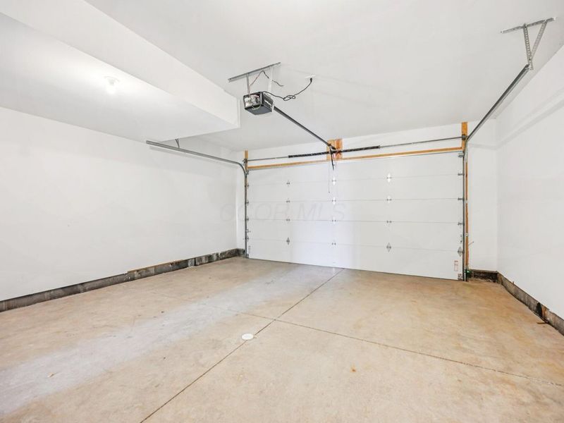 2290 Quarry Trails Drive, Columbus, OH 43228 Photo 46