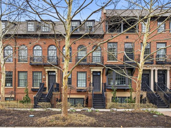 236 E Gay Street, Unit G24, Columbus, OH 43215