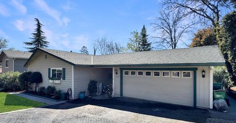 11803 Torrey Pines Dr, Auburn, CA 95602 Photo