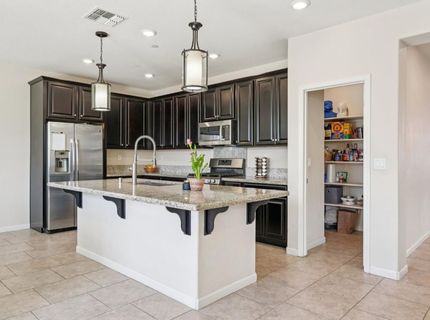 7345 Tawny Port Way, Sacramento, CA 95829 Photo