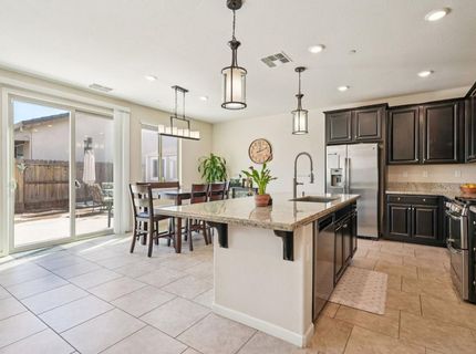 7345 Tawny Port Way, Sacramento, CA 95829 Photo