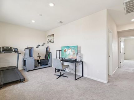 7345 Tawny Port Way, Sacramento, CA 95829 Photo