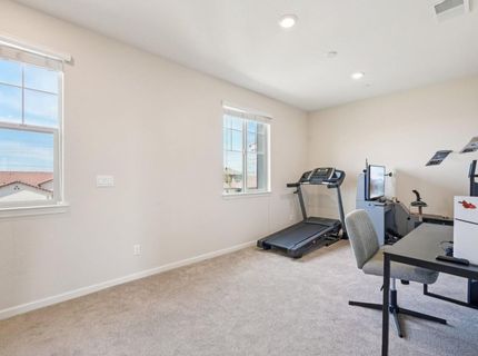 7345 Tawny Port Way, Sacramento, CA 95829 Photo