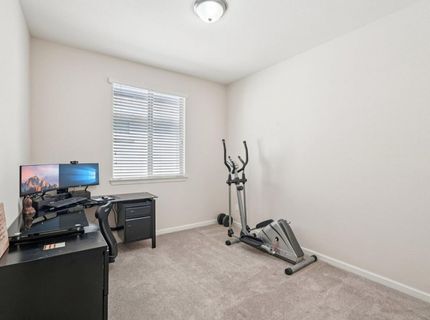 7345 Tawny Port Way, Sacramento, CA 95829 Photo