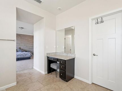 7345 Tawny Port Way, Sacramento, CA 95829 Photo