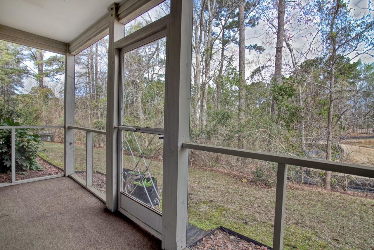 1290 White Tree Ln.  Photo 18